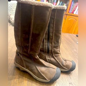 Keen Winthrop brown leather wool lined boots 9.5